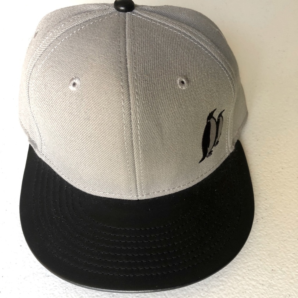 Penguin - CHILL - SnapBack cap